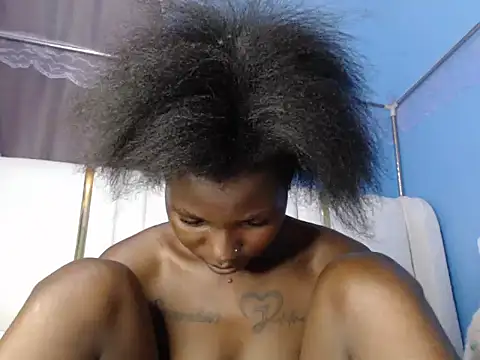 Snapshot of TrishaKalid chatting on September 18, 2025, 6:54 pm TrishaKalid online show from September 18, 2025, 6:54 pm