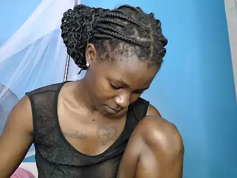 Snapshot of TrishaKalid chatting on October 12, 2025, 6:56 am TrishaKalid online show from October 12, 2025, 6:56 am