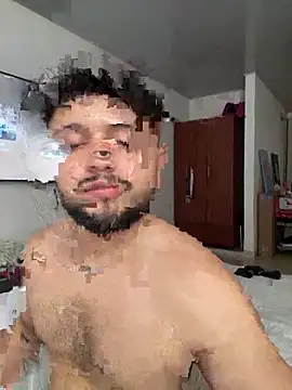 Snapshot of bruce__naughty chatting on March 1, 2026, 9:28 pm bruce naughty online show from March 1, 2026, 9:28 pm