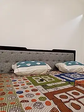 nudistindian online show from February 25, 2026, 7:56 pm