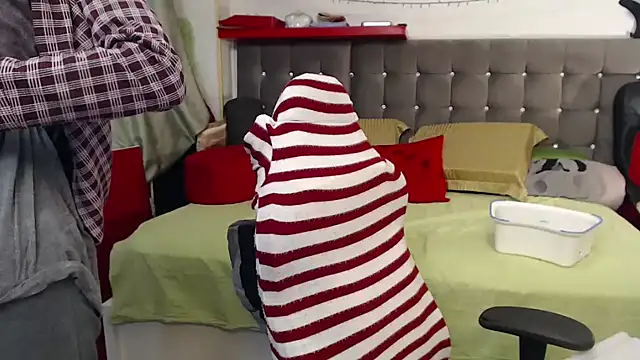 kellyterapy online show from November 24, 2025, 9:47 pm