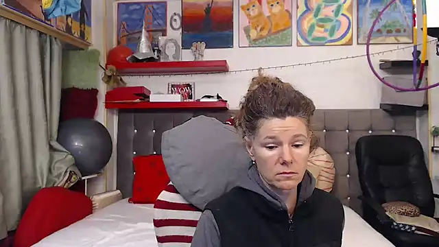 kellyterapy online show from February 27, 2026, 7:03 pm