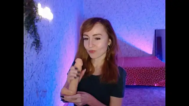 Athena Richards online show from December 11, 2024, 5:15 pm