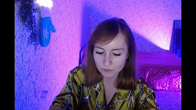 Athena Richards online show from February 14, 2025, 3:15 pm