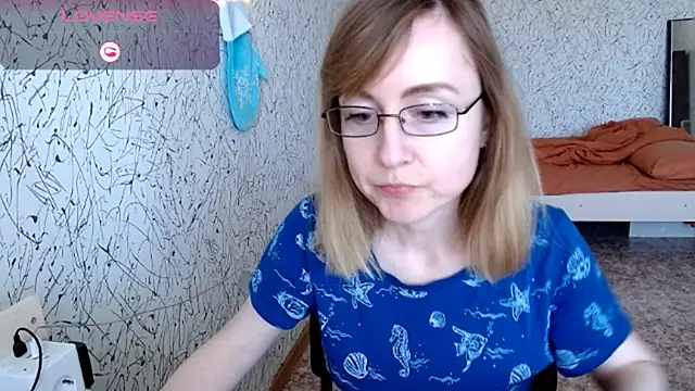 Snapshot of Athena_Richards chatting on May 4, 2026, 8:10 am Athena Richards online show from May 4, 2026, 8:10 am