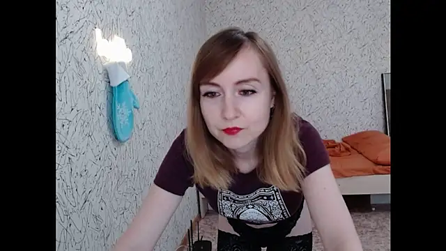 Athena Richards online show from July 16, 2026, 4:24 pm