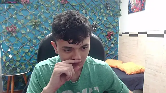 Snapshot of Waturox chatting on January 17, 2025, 7:05 pm Waturox online show from January 17, 2025, 7:05 pm