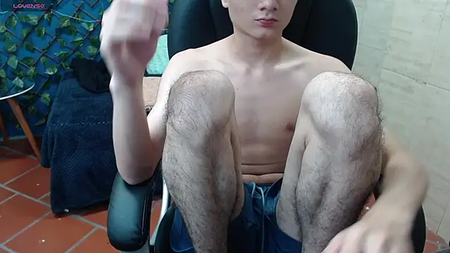 Snapshot of Waturox chatting on January 28, 2025, 10:34 pm Waturox online show from January 28, 2025, 10:34 pm