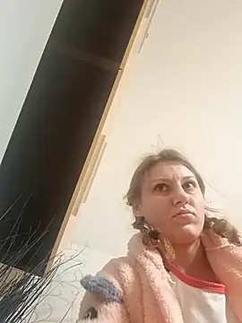 Snapshot of KimySandy chatting on February 19, 2025, 6:44 am KimySandy online show from February 19, 2025, 6:44 am