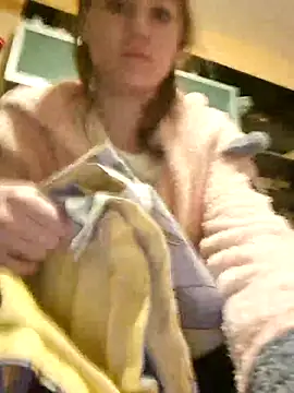 Snapshot of KimySandy chatting on February 20, 2025, 1:57 am KimySandy online show from February 20, 2025, 1:57 am