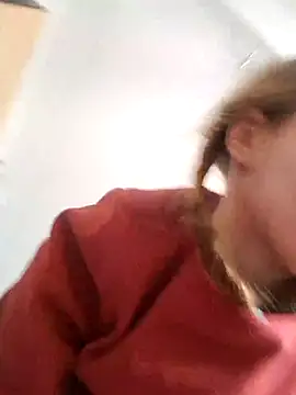 Snapshot of KimySandy chatting on February 21, 2025, 10:28 am KimySandy online show from February 21, 2025, 10:28 am