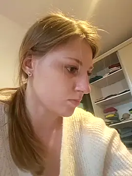 Snapshot of KimySandy chatting on February 26, 2025, 12:14 pm KimySandy online show from February 26, 2025, 12:14 pm