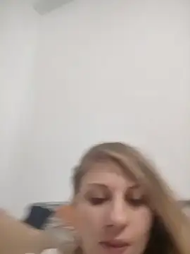 Snapshot of KimySandy chatting on September 17, 2025, 10:11 pm KimySandy online show from September 17, 2025, 10:11 pm