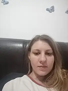 Snapshot of KimySandy chatting on September 29, 2025, 10:03 pm KimySandy online show from September 29, 2025, 10:03 pm