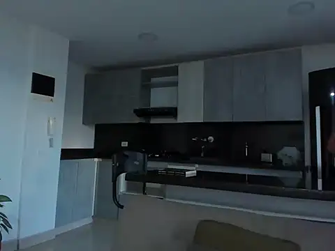 Alexander Martines online show from November 8, 2025, 9:46 pm