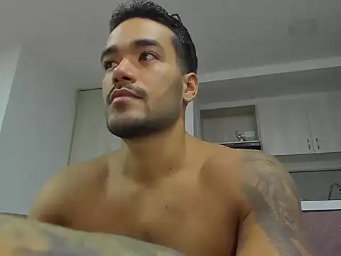 Snapshot of Alexander_Martines chatting on July 10, 2026, 1:54 am Alexander Martines online show from July 10, 2026, 1:54 am