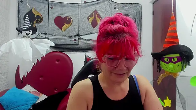 Salomeediaz  online show from October 10, 2025, 9:03 pm