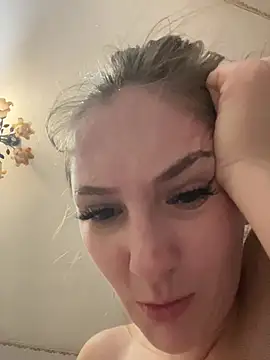 PamelaXX  online show from February 15, 2026, 3:25 am