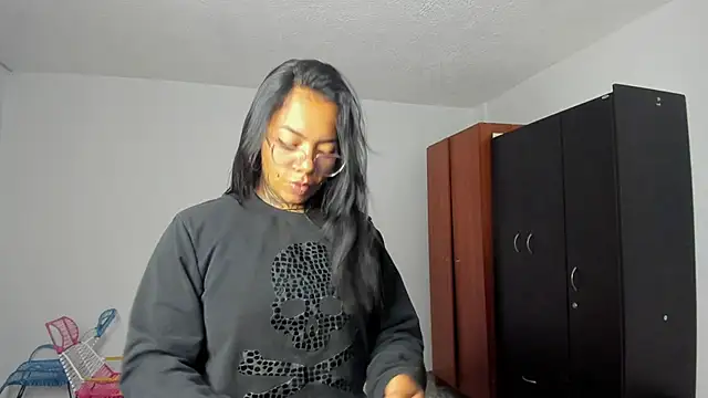 Snapshot of nicole_volkov chatting on February 18, 2025, 1:32 am nicole volkov online show from February 18, 2025, 1:32 am