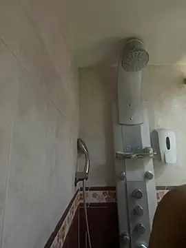 Charlotte cute18 online show from December 19, 2024, 7:07 pm