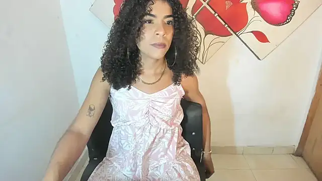 naomiwildburn online show from July 10, 2026, 3:33 am