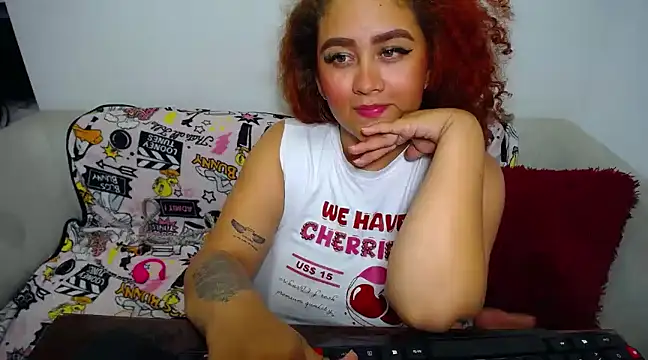 loly bigbooty4u online show from January 26, 2025, 4:20 am