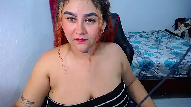 loly bigbooty4u online show from February 26, 2026, 4:44 am