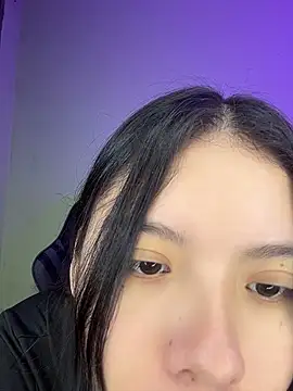 Snapshot of MarielQueenx chatting on June 15, 2026, 11:29 pm MarielQueenx online show from June 15, 2026, 11:29 pm