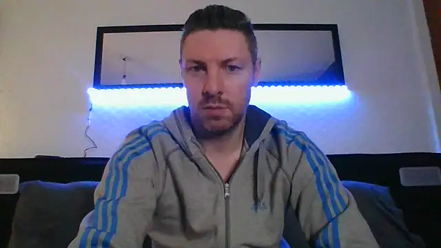 Snapshot of Fit4fun24 chatting on February 2, 2026, 8:07 pm Fit4fun24 online show from February 2, 2026, 8:07 pm