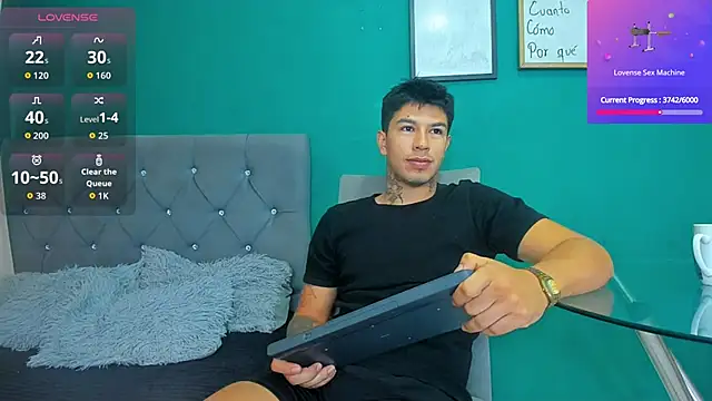 Snapshot of mateoreal1 chatting on June 4, 2026, 1:06 pm mateoreal1 online show from June 4, 2026, 1:06 pm