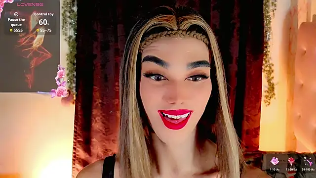Snapshot of the-horus-girl chatting on July 7, 2026, 4:48 am the-horus-girl online show from July 7, 2026, 4:48 am