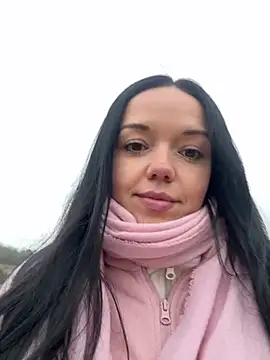 Snapshot of Vanesskaa chatting on March 9, 2026, 4:44 pm Vanesskaa online show from March 9, 2026, 4:44 pm