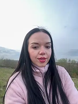 Snapshot of Vanesskaa chatting on April 2, 2026, 5:54 pm Vanesskaa online show from April 2, 2026, 5:54 pm