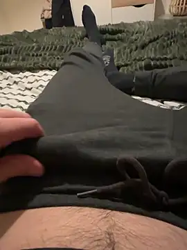 Snapshot of roro1133 chatting on December 9, 2024, 6:46 pm roro1133 online show from December 9, 2024, 6:46 pm