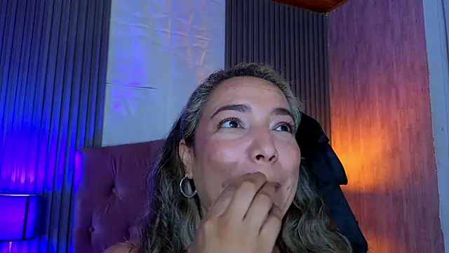 marie hss online show from April 18, 2026, 7:07 pm