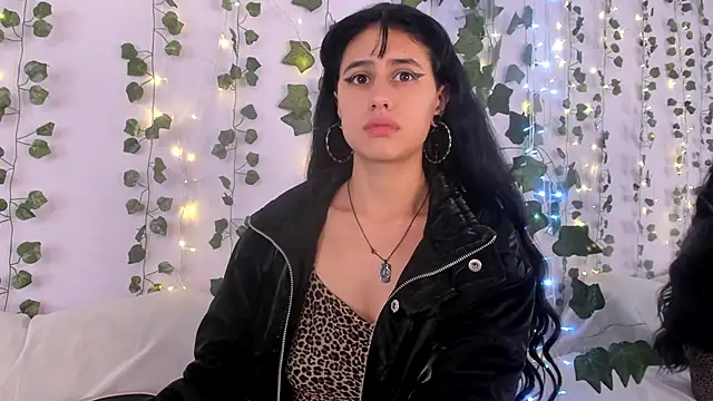 Snapshot of Natasha_Nasty2 chatting on January 5, 2025, 8:32 am Natasha Nasty2 online show from January 5, 2025, 8:32 am