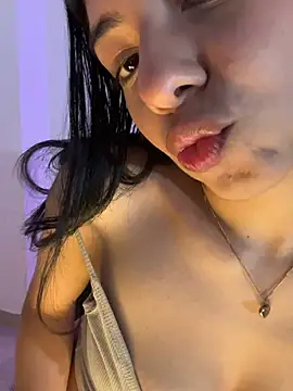 Snapshot of Liissa_cute_ chatting on July 14, 2026, 7:30 pm Liissa cute online show from July 14, 2026, 7:30 pm