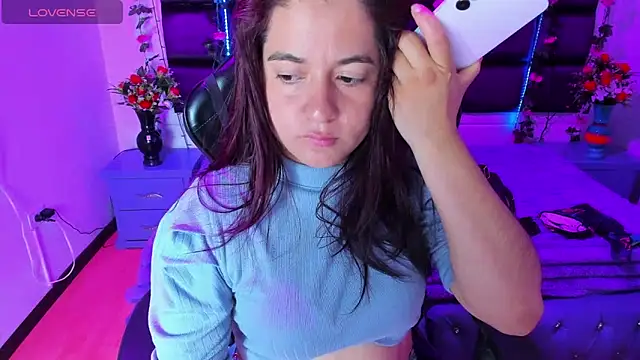 Snapshot of MariaClay chatting on February 24, 2026, 11:08 am MariaClay online show from February 24, 2026, 11:08 am