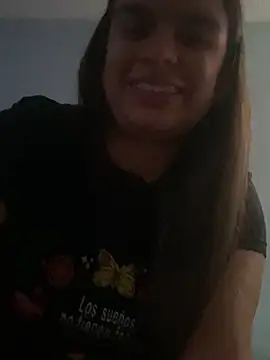 Nathaly00  online show from April 6, 2026, 9:27 pm