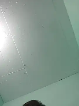 Luisf1267 online show from November 7, 2025, 2:44 am