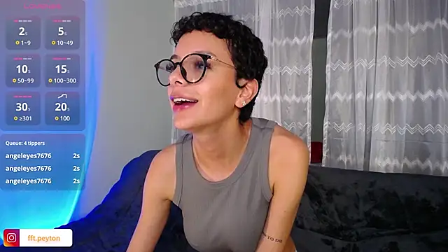 Snapshot of peyton_golden1 chatting on January 5, 2025, 4:14 am peyton golden1 online show from January 5, 2025, 4:14 am