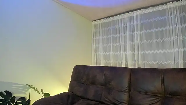 Snapshot of peyton_golden1 chatting on February 9, 2025, 4:14 am peyton golden1 online show from February 9, 2025, 4:14 am