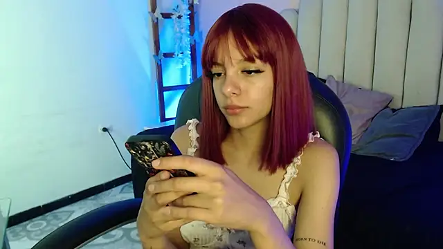 Snapshot of peyton_golden1 chatting on October 9, 2025, 3:48 am peyton golden1 online show from October 9, 2025, 3:48 am