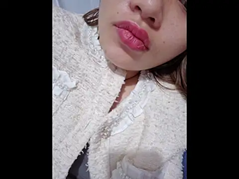 Wettpussyxx online show from November 12, 2025, 1:06 am