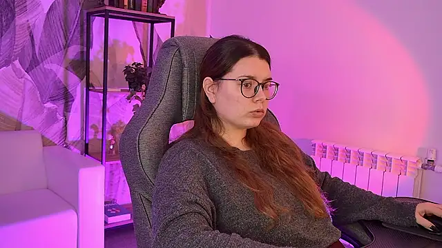 KeytSilvas online show from February 9, 2026, 12:20 pm