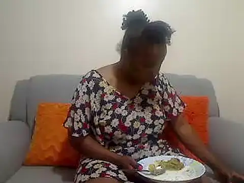 browndolly12 online show from December 16, 2024, 7:15 am