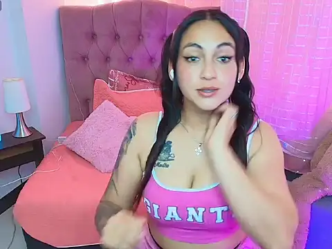 Snapshot of sofiasex99 chatting on August 4, 2026, 8:00 pm sofiasex99 online show from August 4, 2026, 8:00 pm