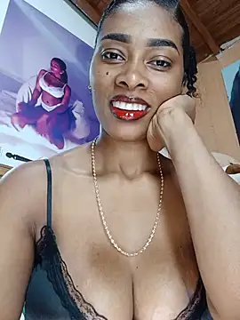 Snapshot of linda-palma chatting on June 10, 2026, 3:39 am linda-palma online show from June 10, 2026, 3:39 am