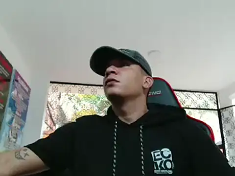 Snapshot of damiam_fiery chatting on March 4, 2025, 2:32 pm damiam fiery online show from March 4, 2025, 2:32 pm