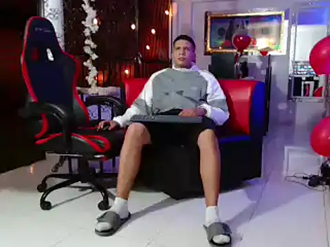 Snapshot of damiam_fiery chatting on March 18, 2025, 4:04 am damiam fiery online show from March 18, 2025, 4:04 am